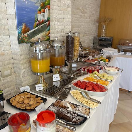 Hotel Luxury Ksamil Buitenkant foto
