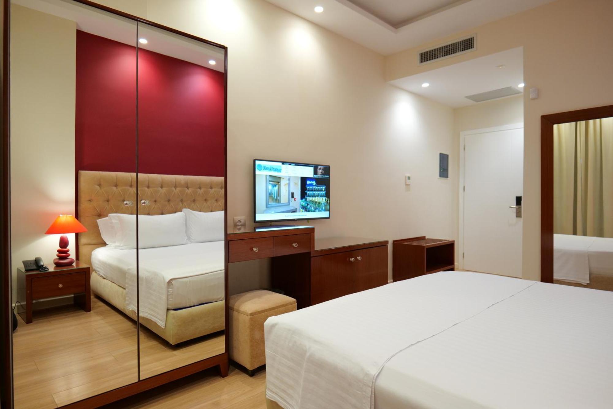 Hotel Luxury Ksamil Buitenkant foto